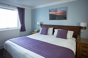 New Holmwood Hotel