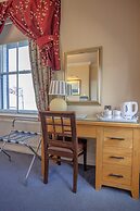 New Holmwood Hotel