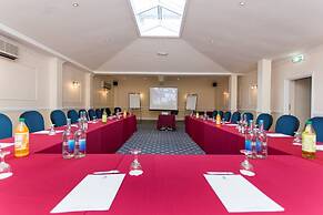 Best Western New Holmwood Hotel