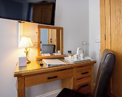 New Holmwood Hotel