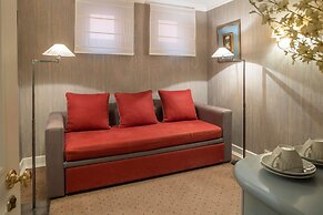 As Janelas Verdes Inn, a Lisbon Heritage Collection