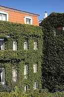 As Janelas Verdes Inn, a Lisbon Heritage Collection