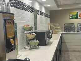 Quality Inn Mt. Pleasant - Charleston