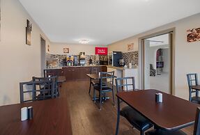 Red Roof Inn & Suites Jackson, TN