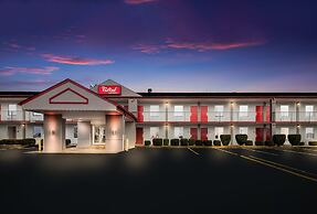 Red Roof Inn & Suites Jackson, TN
