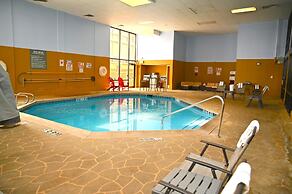 MCM Eleganté Hotel & Suites