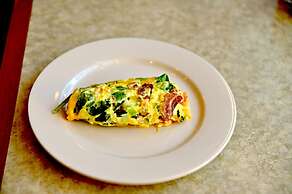 MCM Eleganté Hotel & Suites