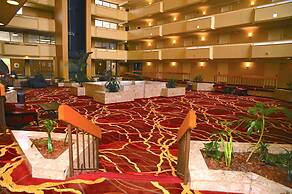 MCM Eleganté Hotel & Suites