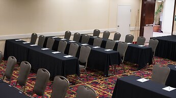 MCM Eleganté Hotel & Suites