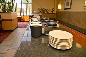 MCM Eleganté Hotel & Suites