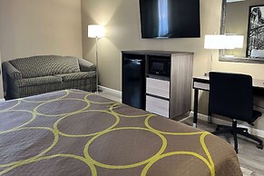 Super 8 by Wyndham Harrison OH