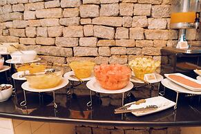 Great Zimbabwe Hotel