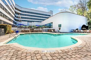 DoubleTree by Hilton South Charlotte Tyvola