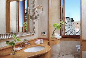 Hotel Forum
