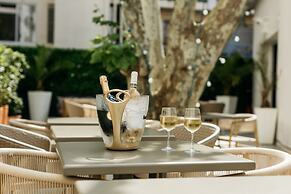 Boutique Hotel Cezanne