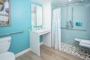 Margaritaville Resort Cape Cod