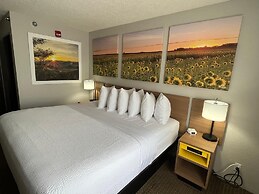 Days Inn by Wyndham Wall