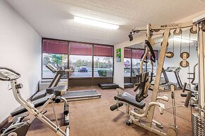 Days Inn by Wyndham Syracuse