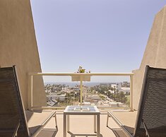 Hyatt Centric Delfina Santa Monica