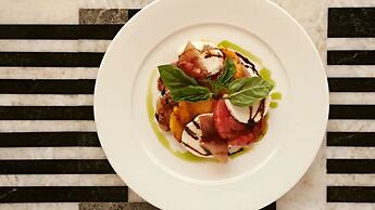 Hyatt Centric Delfina Santa Monica
