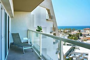 Hyatt Centric Delfina Santa Monica