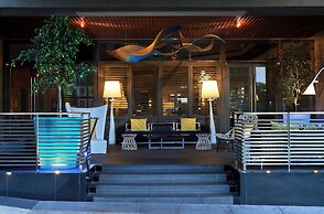 Hyatt Centric Delfina Santa Monica