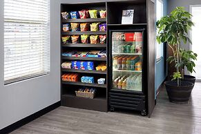 Days Inn by Wyndham Frederick