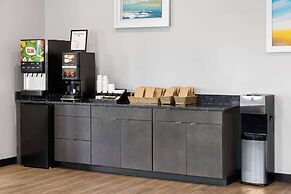 Days Inn by Wyndham Frederick