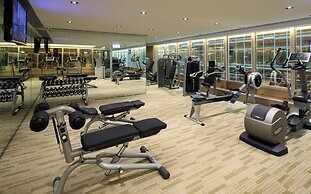 The Royal Pacific Hotel & Towers