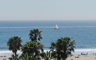 Regent Santa Monica Beach