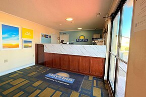 Days Inn by Wyndham Hannibal