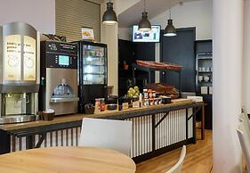 B&B HOTEL Marseille Centre Vieux Port