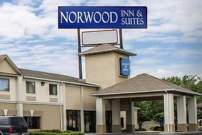 Norwood Inn & Suites North Conference Center