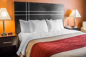 Norwood Inn & Suites North Conference Center