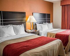 Norwood Inn & Suites North Conference Center