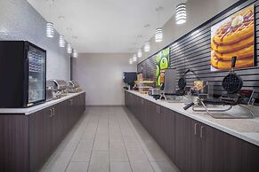 La Quinta Inn & Suites by Wyndham Chattanooga - East Ridge