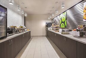 La Quinta Inn & Suites by Wyndham Chattanooga - East Ridge