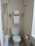 Days Inn by Wyndham Columbus Airport