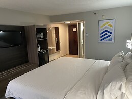 Holiday Inn Express Burlington by IHG