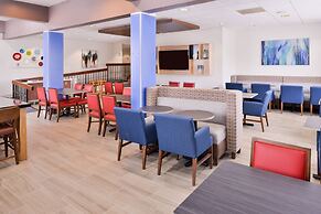 Holiday Inn Express Burlington by IHG