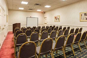 Quality Inn Near Joint Base Andrews - Washington Area