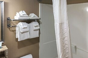 Quality Inn Near Joint Base Andrews - Washington Area