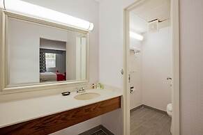 Days Inn by Wyndham Conneaut