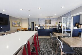 AmericInn by Wyndham Duluth