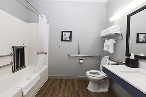 AmericInn by Wyndham Duluth