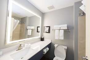 AmericInn by Wyndham Duluth