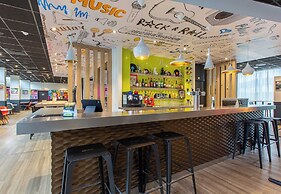 B&B Hotel Orléans Centre Foch