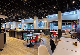 B&B Hotel Orléans Centre Foch