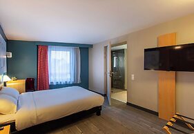 B&B Hotel Orléans Centre Foch