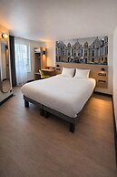 B&B Hotel Orléans Centre Foch